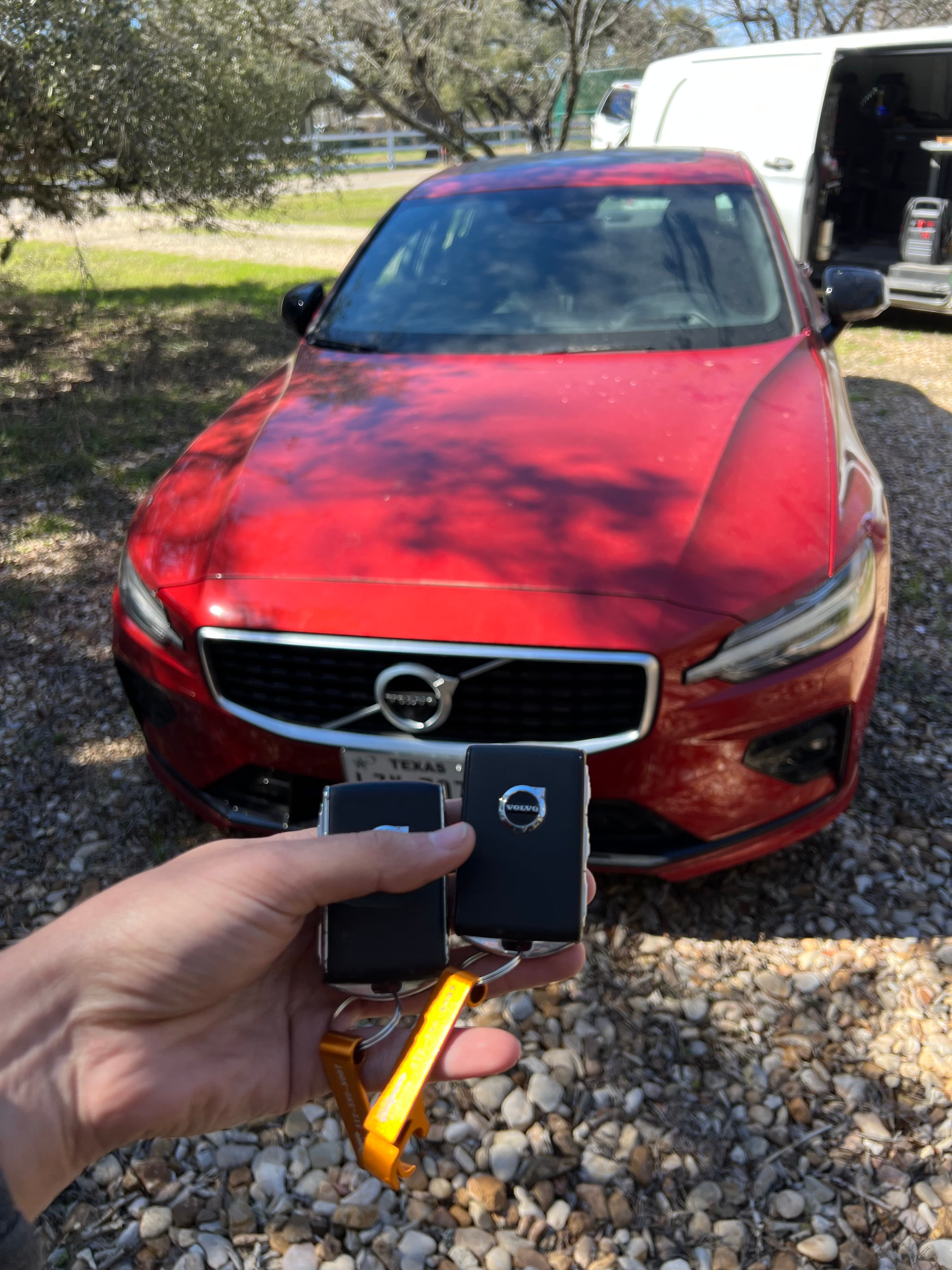 Volvo key replacement service 5
